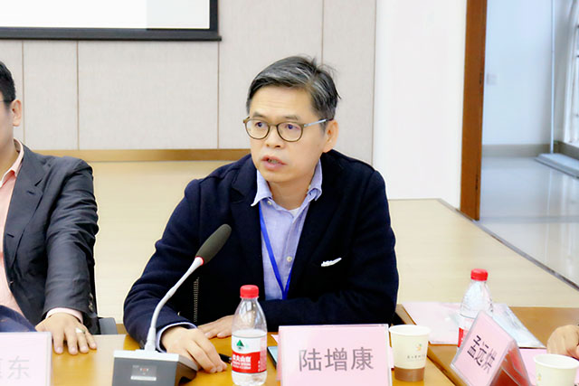 广州雕塑院副院长,一级美术师陆增康陆增康老师围绕城市雕塑与公共