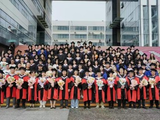 【造院新闻】艺路繁花·向新而行——造型艺术学院顺利举行2025届毕业典礼暨学位授予仪式